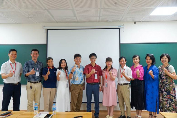 WORKSHOP QUỐC TẾ CHO SINH VIÊN TX1 CÔNG NGHỆ DỆT MAY - KHI AI VÀ THỜI TRANG GẶP NHAU