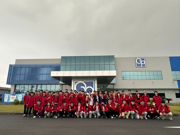 SINH VIÊN KỸ THUẬT IN K70 THAM QUAN THỰC TẾ TẠI Q P GROUP VIỆT NAM