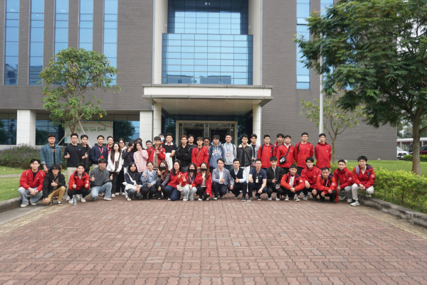 NGÀY TRẢI NGHIỆM THƯỜNG NIÊN CỦA SINH VIÊN TRƯỜNG VẬT LIỆU TẠI CÔNG TY TNHH LG DISPLAY VIỆT NAM HẢI PHÒNG