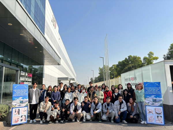 SINH VIÊN CNVL POLYME & COMPOZIT - TRƯỜNG VẬT LIỆU (ĐHBK HÀ NỘI) THAM QUAN CÔNG TY SẢN XUẤT MÓNG TAY GIẢ - JCV CORP (HÀN QUỐC)