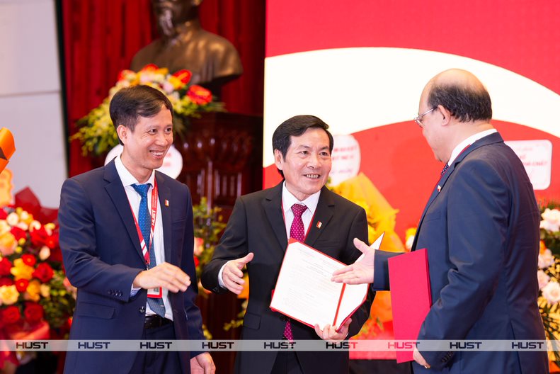 Innovative Materials Research Center