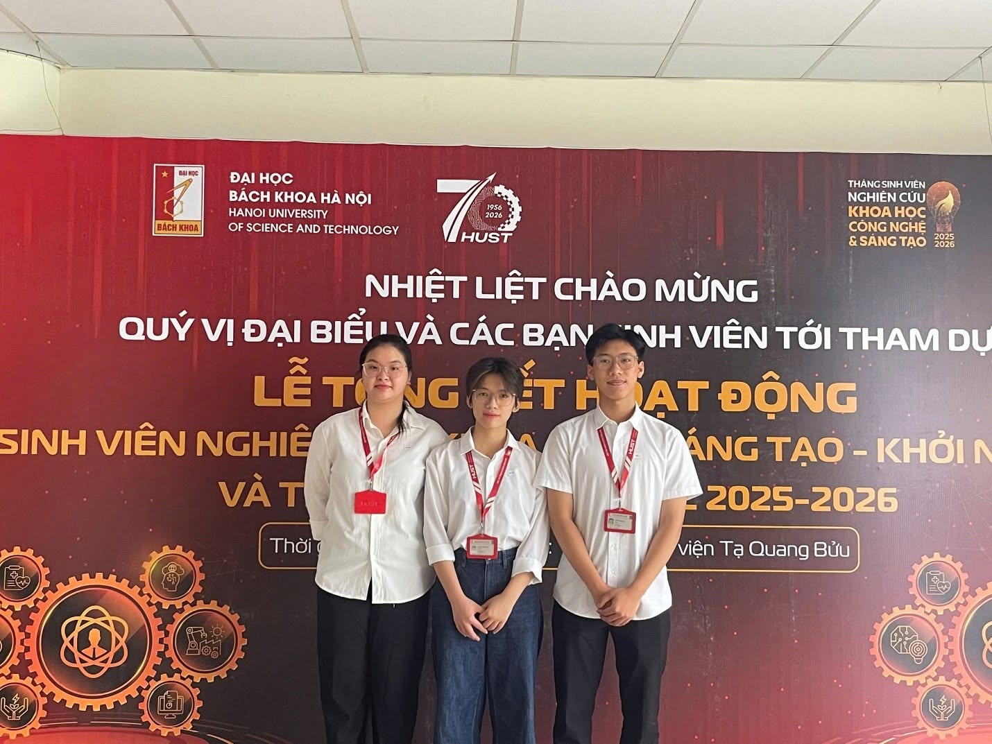 Anh 1