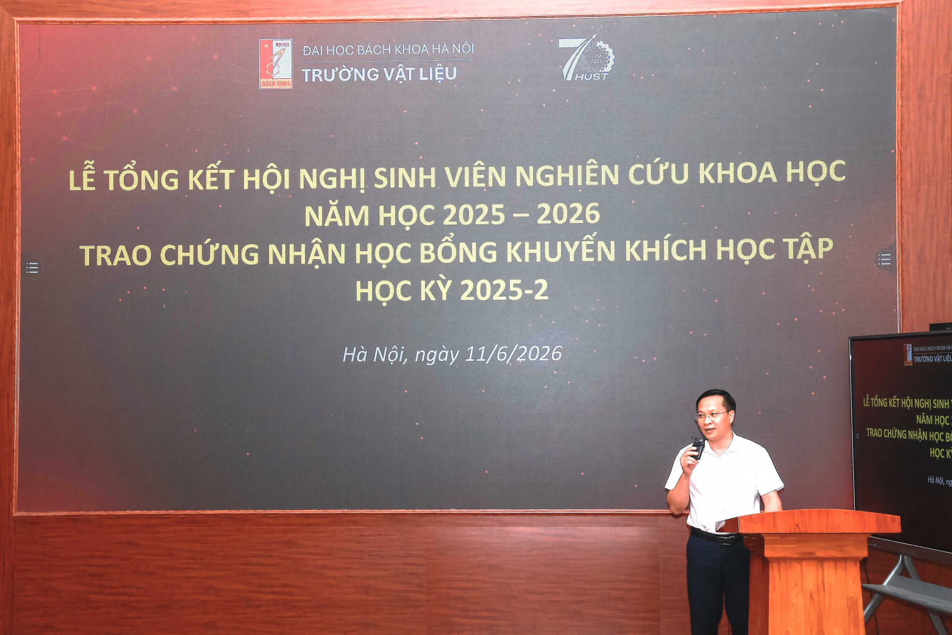 Anh 1