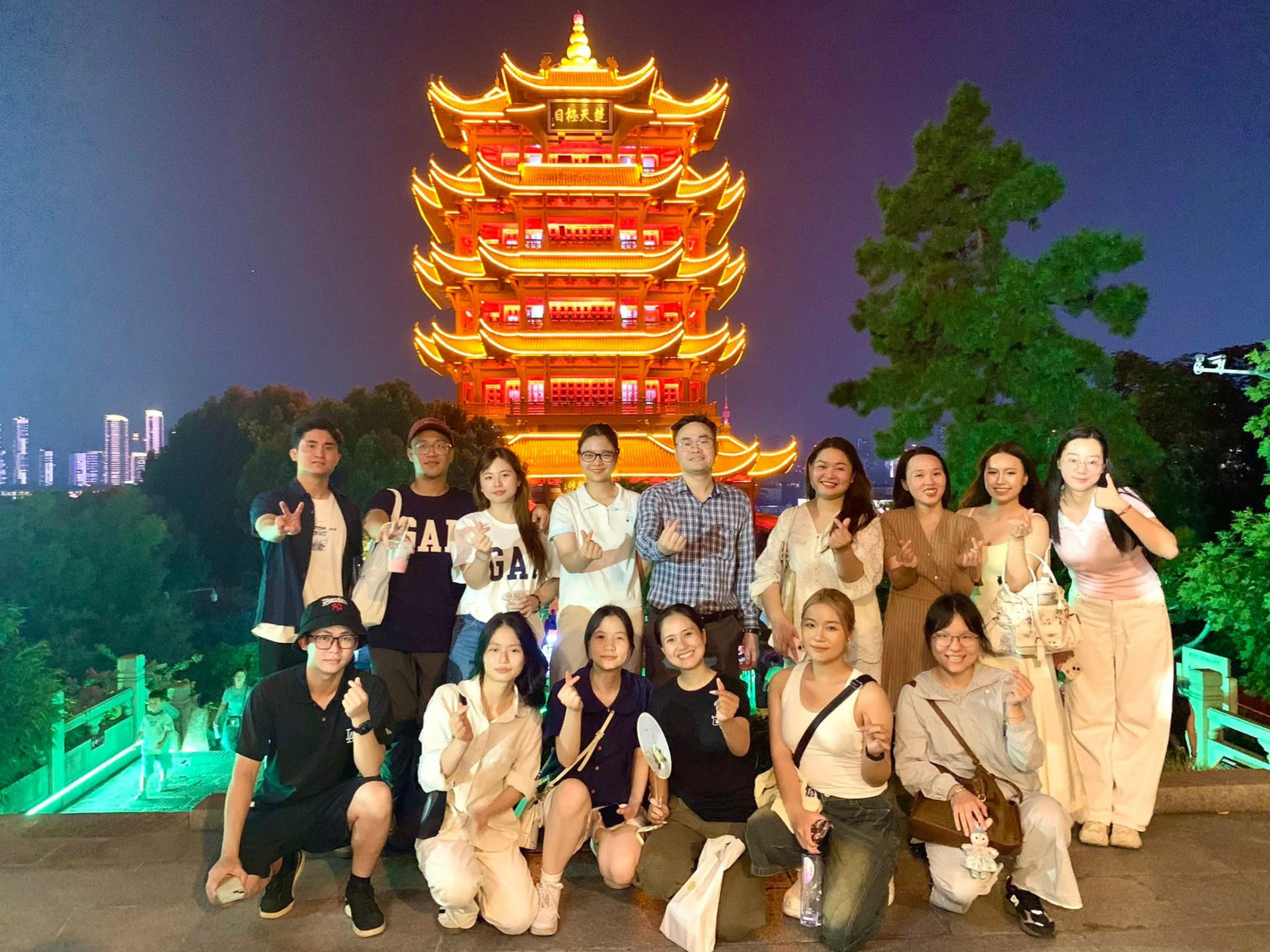 Anh 4
